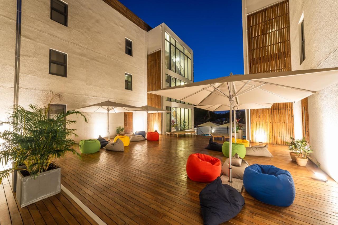 One Bay Residence Apartment 6 Pereybere Beach Exterior foto